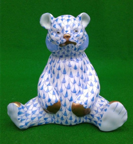 Herend blue fishnet seated - herend,
