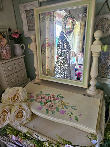 Cottagecore shabby chic - cottagecore/shabby,