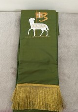 Liturgical Stole Green With Embroidered Lamb Motifs And Gold Tone Fringe, New