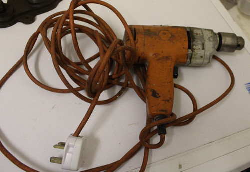 Vintage black and decker - black,