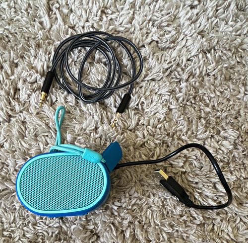 Sony blue turquoise portable - sony,