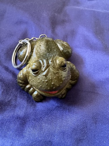 Vintage budweiser frog keyring - budweiser,