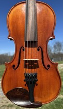 Powerful Guarneri 5-String