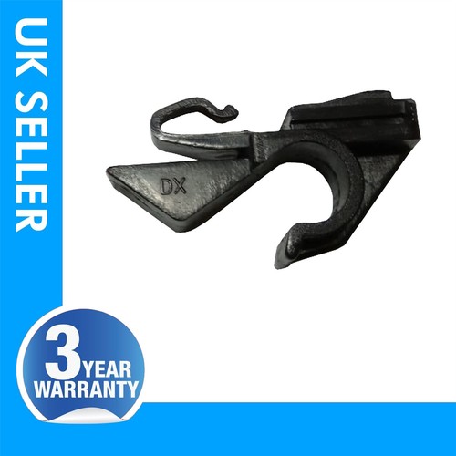 Rear parcel shelf clip right - rear,