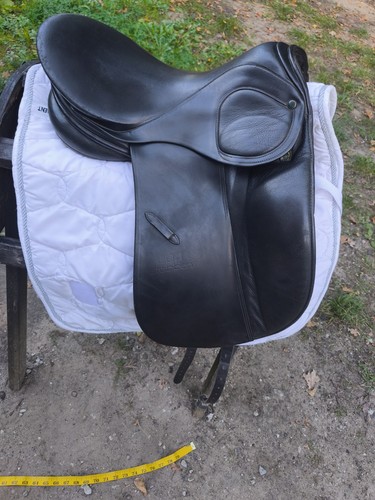 Pony dressage saddle 5 - pony, 16.5