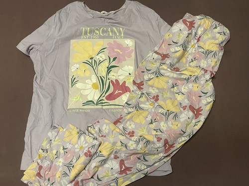 Tuscany pyjamas size - pyjamas.,