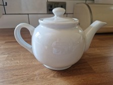 Plain White Porclean Teapot 