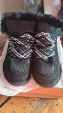 UGG Lowmel Black Trainers