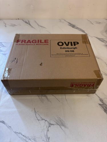 Unopened official oasis live - official,