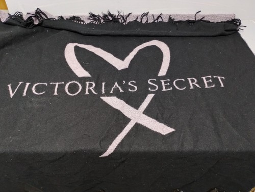 Victoria secret blanket - secret,