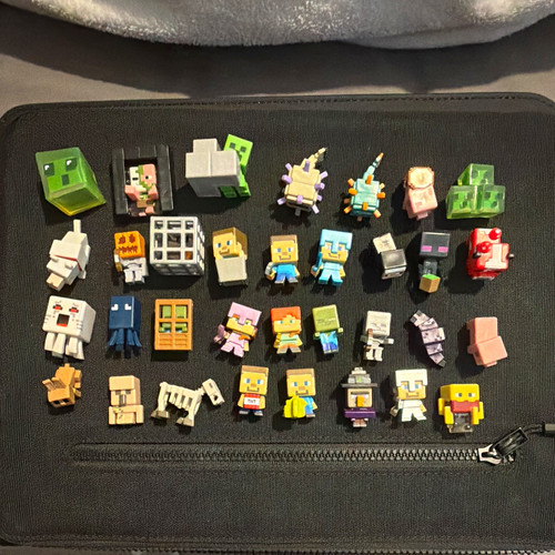 Minecraft miniature minifigure - minecraft, miniature/minifigure
