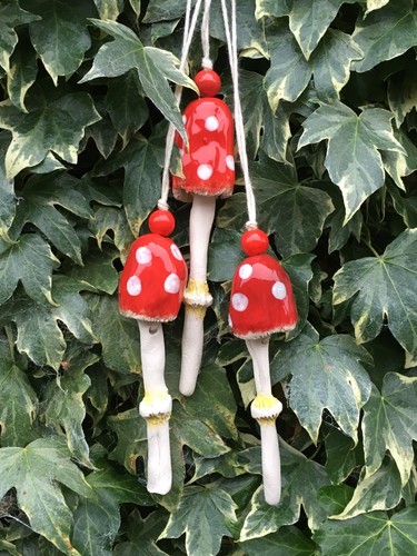 Wind chime hand made - chime/hand, hanging