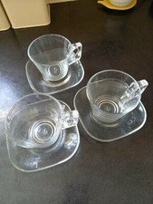 2 X GLASS COFFEE CUPS & SAUCERS EXCELLENT CONDITION PLUS 1 FREE