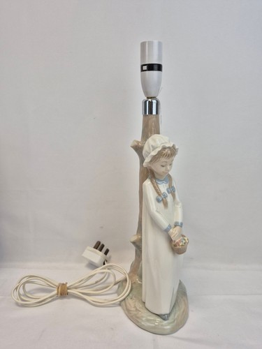 Lladro porcelain figurine - porcelain, lamp