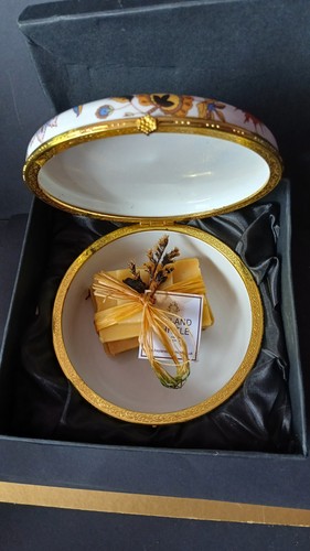 Large boxed mirai - large,