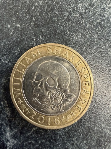 2016 two pounds coin - two,
