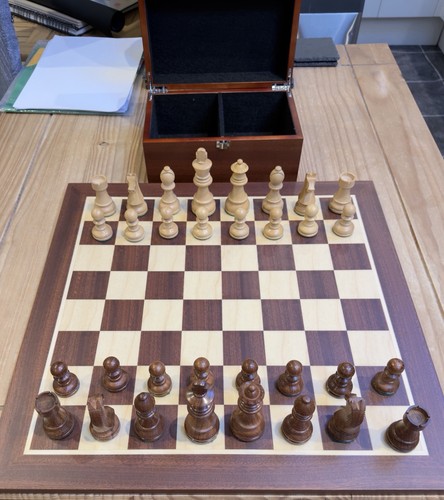 Staunton chess set - staunton,