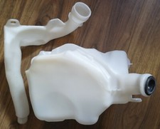Windscreen washer reservoir