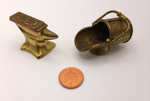 Vintage miniature doll house - vintage, doll's