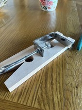 Bench pin slot - bench, v-slot