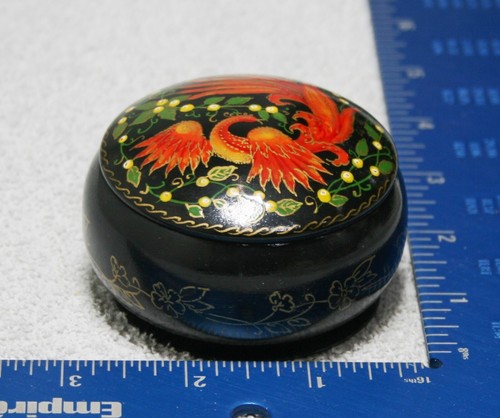 Hand painted ceramic - hand, round