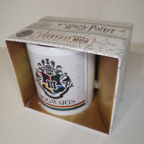 Official harry potter hogwarts - harry,