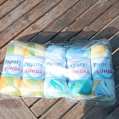 Papatya sundae colour - sundae, gradient