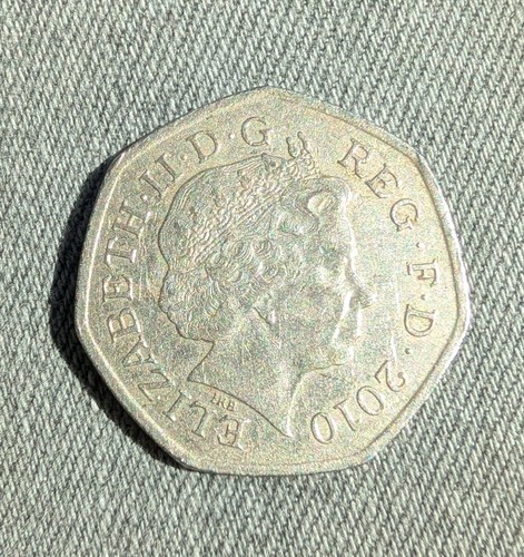 2010 girl guides 50p - guides,