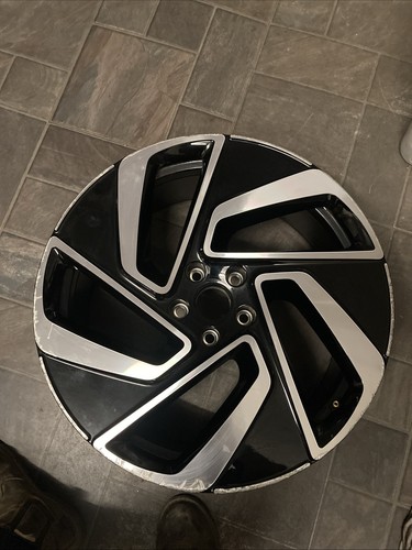 Genuine front alloy 8 5j - genuine, x