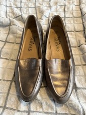 Women’s Bronze/gold Coloured Flat Shoes Size 5