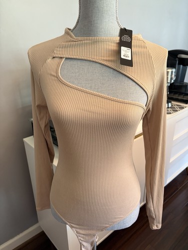 New fashion nova cut out - new,
