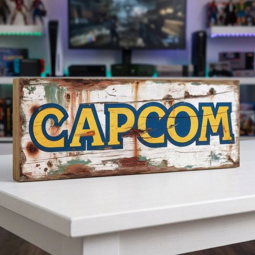 Capcom wood sign 28cm - capcom, retro