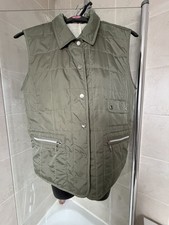Women’s Light Green Gilet