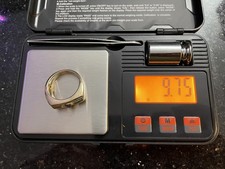 9ct Gold Heavy mens ring 9.75