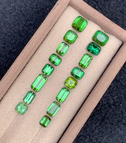 75ct natural green - 14.75ct,