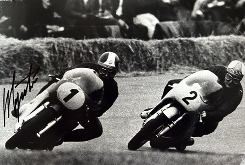 Giacomo agostini hand signed - hand,