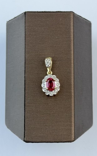 Red spinel and - diamond, 9ct