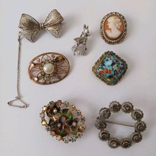 Lot Mixed Antique Vintage Brooches