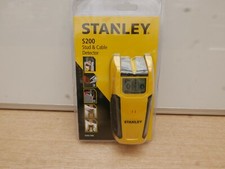 STANLEY S200 STUD & CABLE DETECTOR STHT0 77406