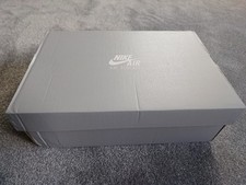 Empty nike air - empty,