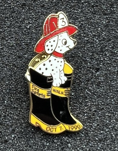 Vintage event jewelry pin fire - event,