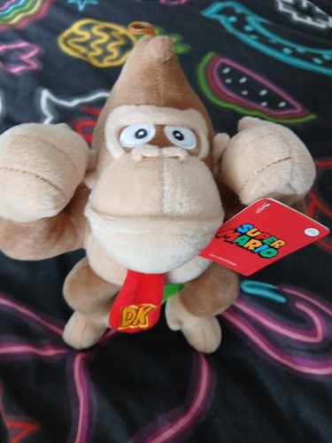 New with tag donkey kong - new,