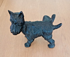 CAST IRON WEEING PEEING SCOTTIE SCOTTISH HIGHLAND TERRIER DOG DOORSTOP 2kg 