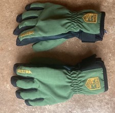 Hestra CZone Size 4 Kids Gloves Primaloft Green Boys Girls Skiing Snow Winter