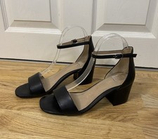 Black Wide Fit Sensitive Sole