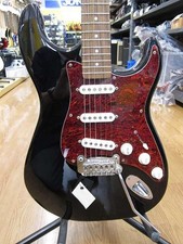 G&L TRIBUTE SERIES LEGACY Used 2005 Basswood body Maple neck w/Gig case