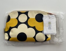 Orla Kiely small make up/wash