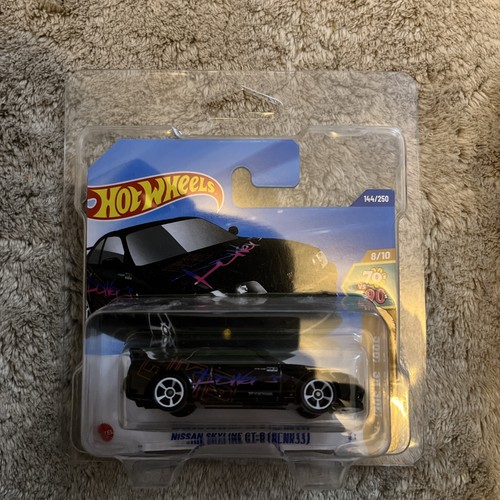 Hot wheels nissan skyline r - hot, gt-r