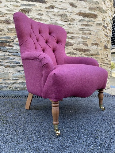 Bampton buttonback handmade - bampton,