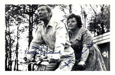 CARRY ON - HATTIE JACQUES &